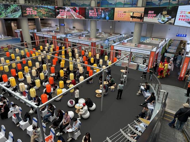 入沪“五五购物节”里有长三角的生态优品开元棋牌app湖州好物、六安好货集体(图6)
